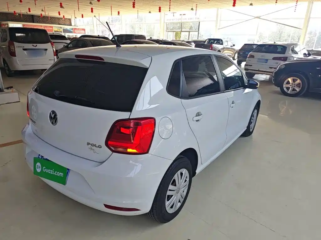 Volkswagen Polo — миниатюра 7
