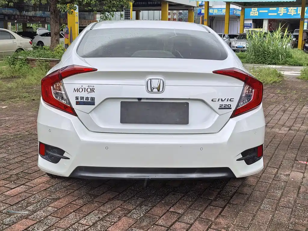 Honda Civic — миниатюра 5