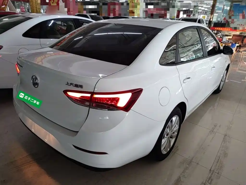 Buick Excelle — миниатюра 7