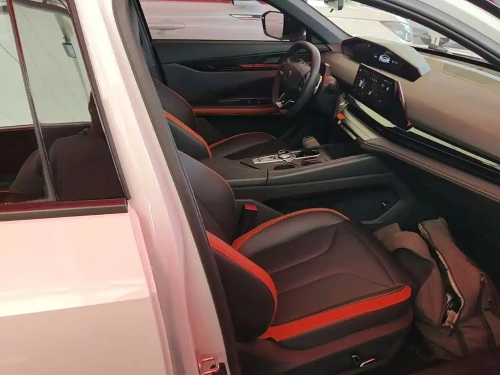 Changan UNI-V — миниатюра 25