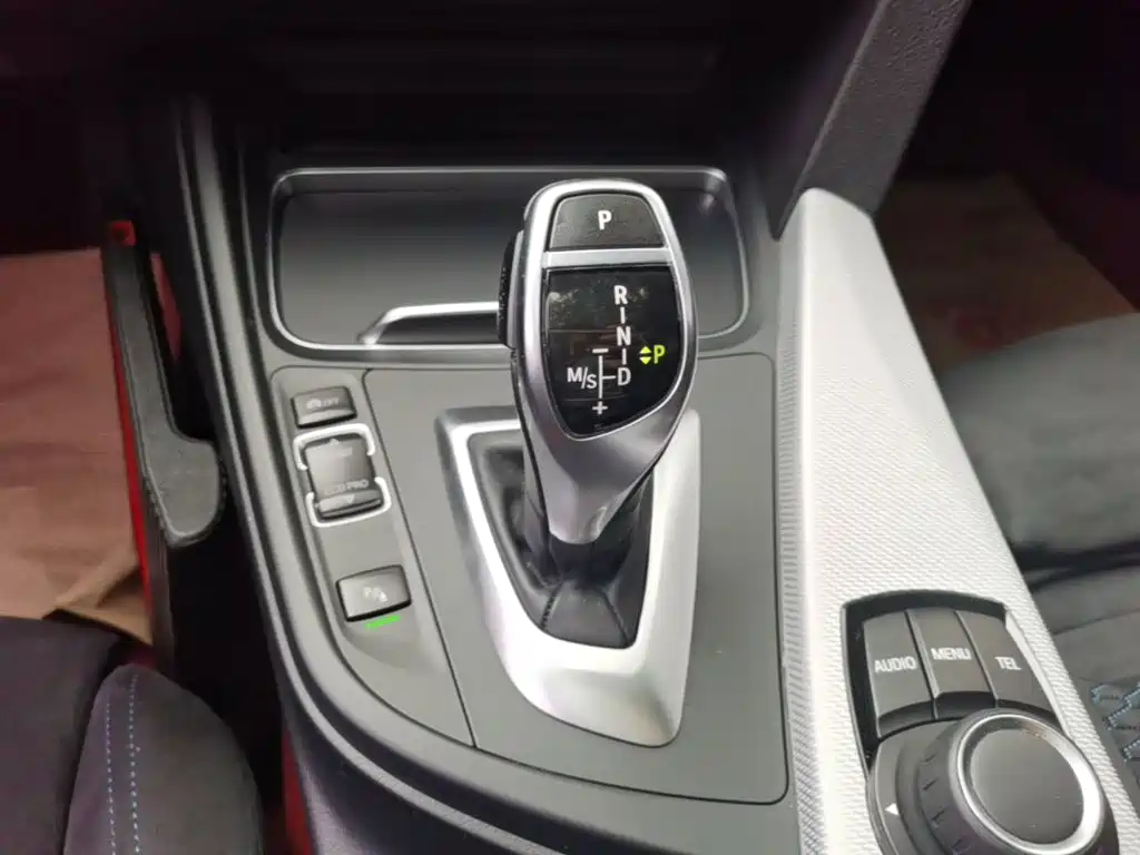 BMW 3 Series — миниатюра 14