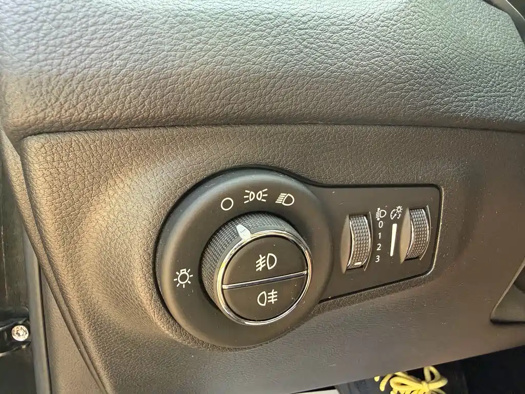Jeep Compass 200T Auto Home Enjoy Edition, фото 16