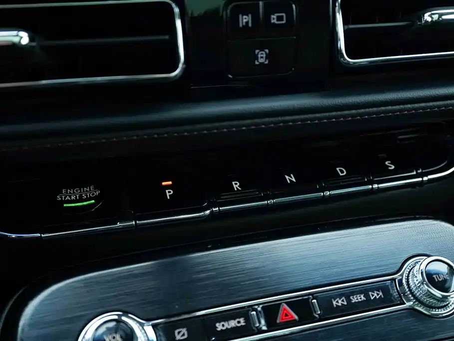 Lincoln Nautilus 2021 2.0T Premium