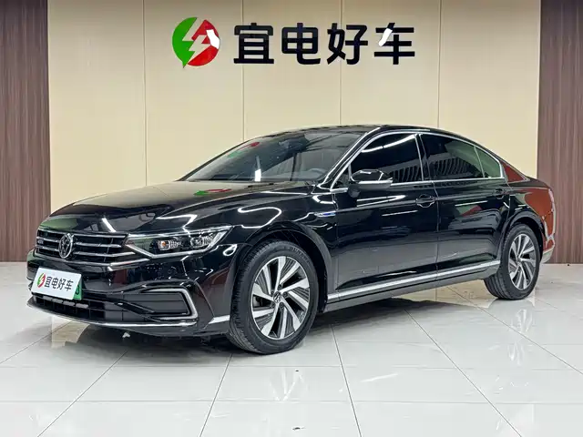 VOLKSWAGEN MAGOTAN GTE PLUG IN HYBRID 2022