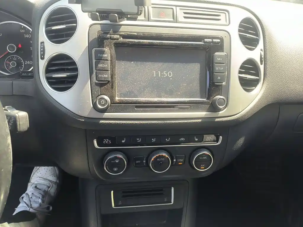 Volkswagen Tiguan — миниатюра 6
