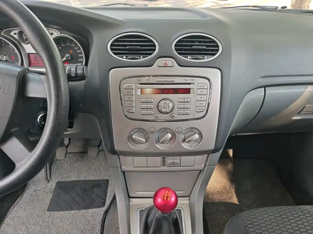 Ford Focus — миниатюра 13