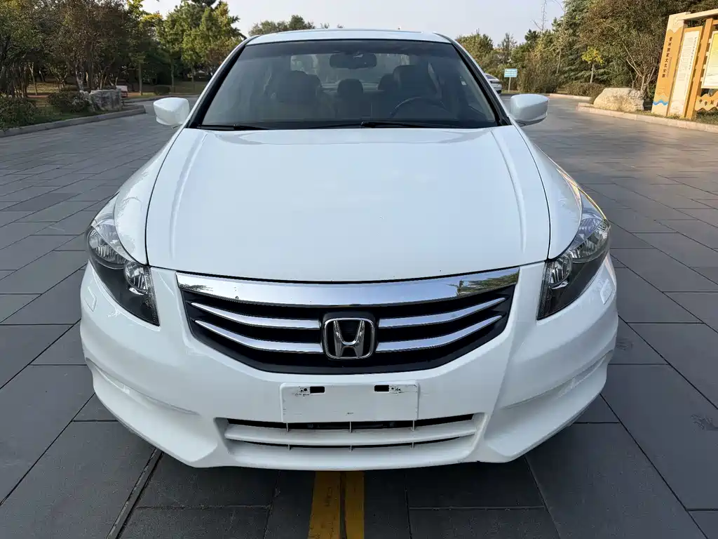 Honda Accord — миниатюра 6