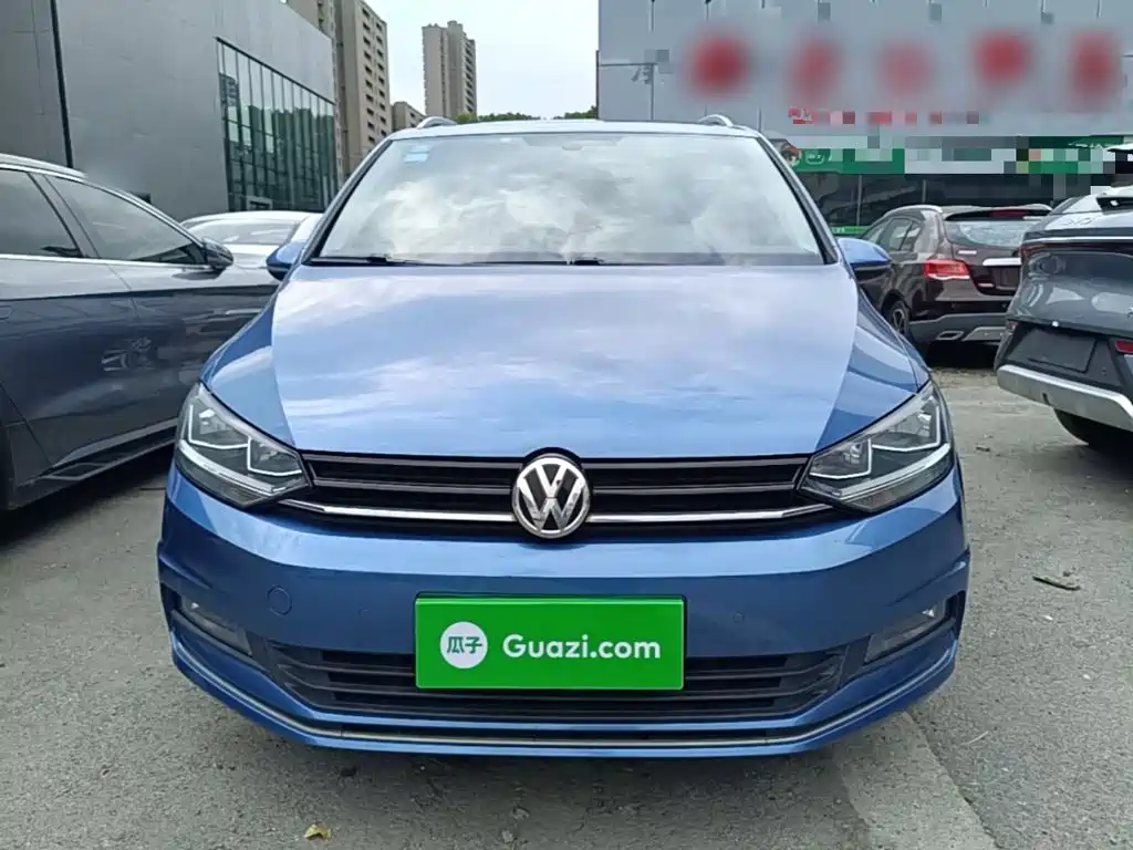 Volkswagen Touran — миниатюра 3