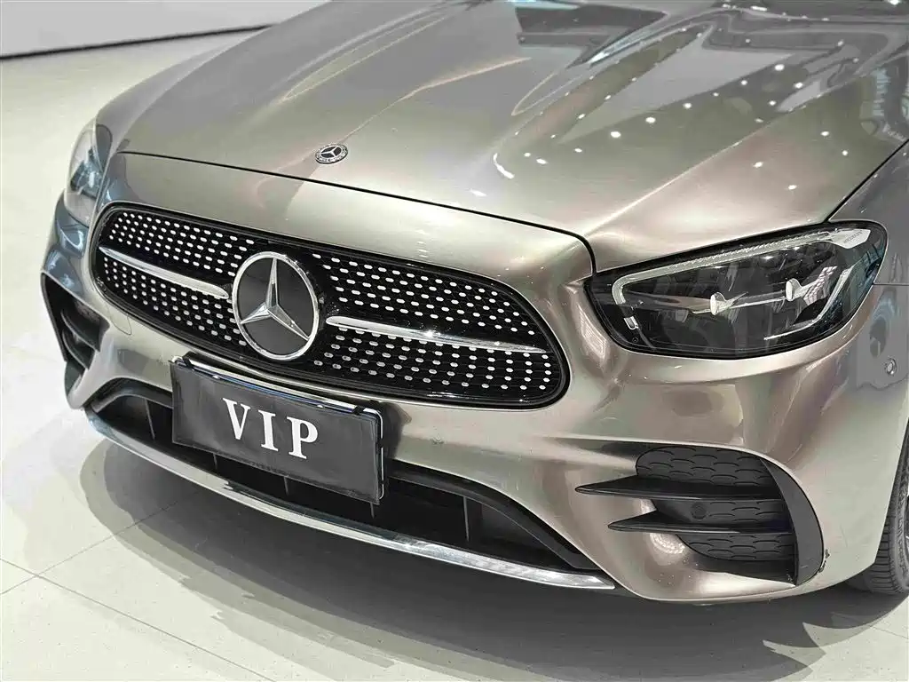 Mercedes-Benz E-Class — миниатюра 22