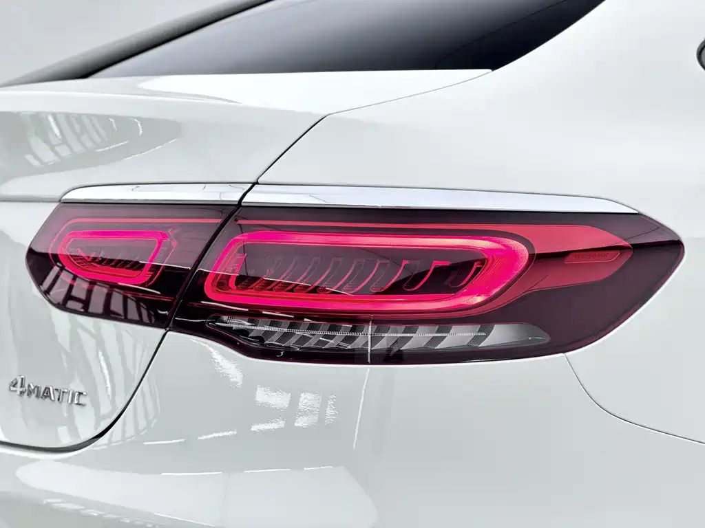 Mercedes-Benz GLC Coupe — миниатюра 10
