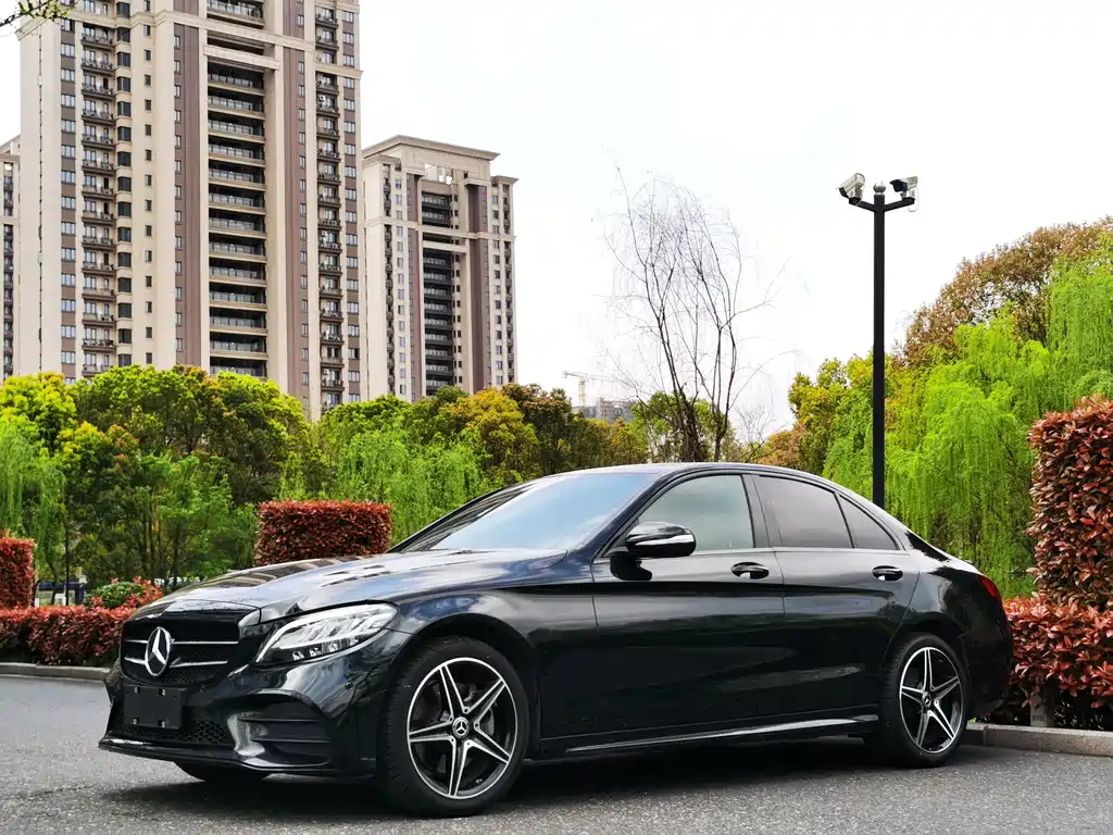 Mercedes-Benz C-Class 2020