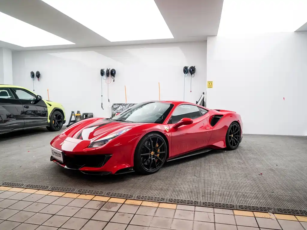 Ferrari 488 2019