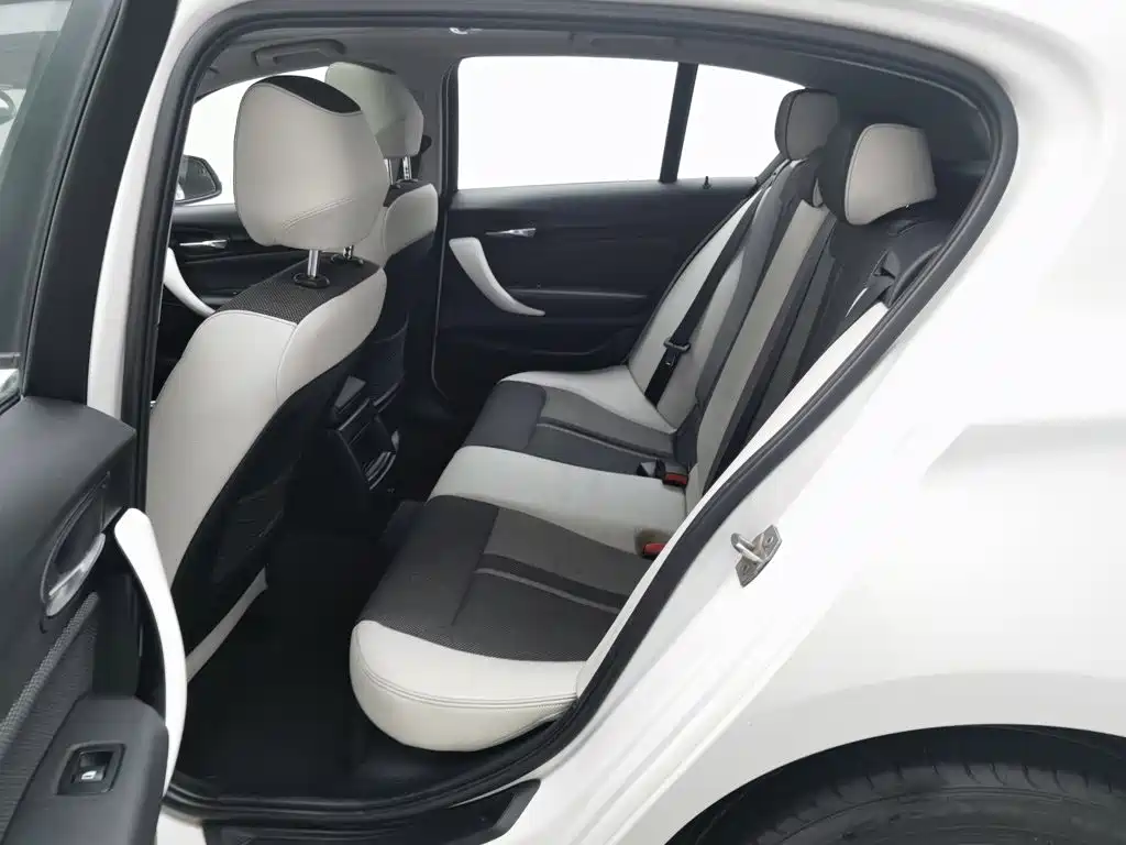 BMW 1 Series (Import) — миниатюра 15