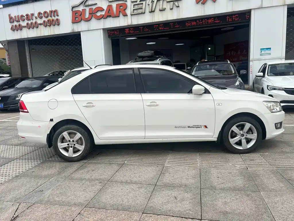 Volkswagen Santana — миниатюра 11