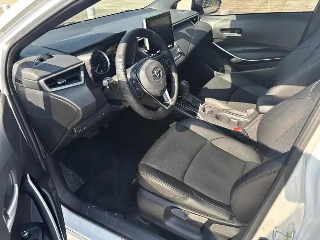 Toyota Corolla Levin 2022 1.8H E-CVT Luxury