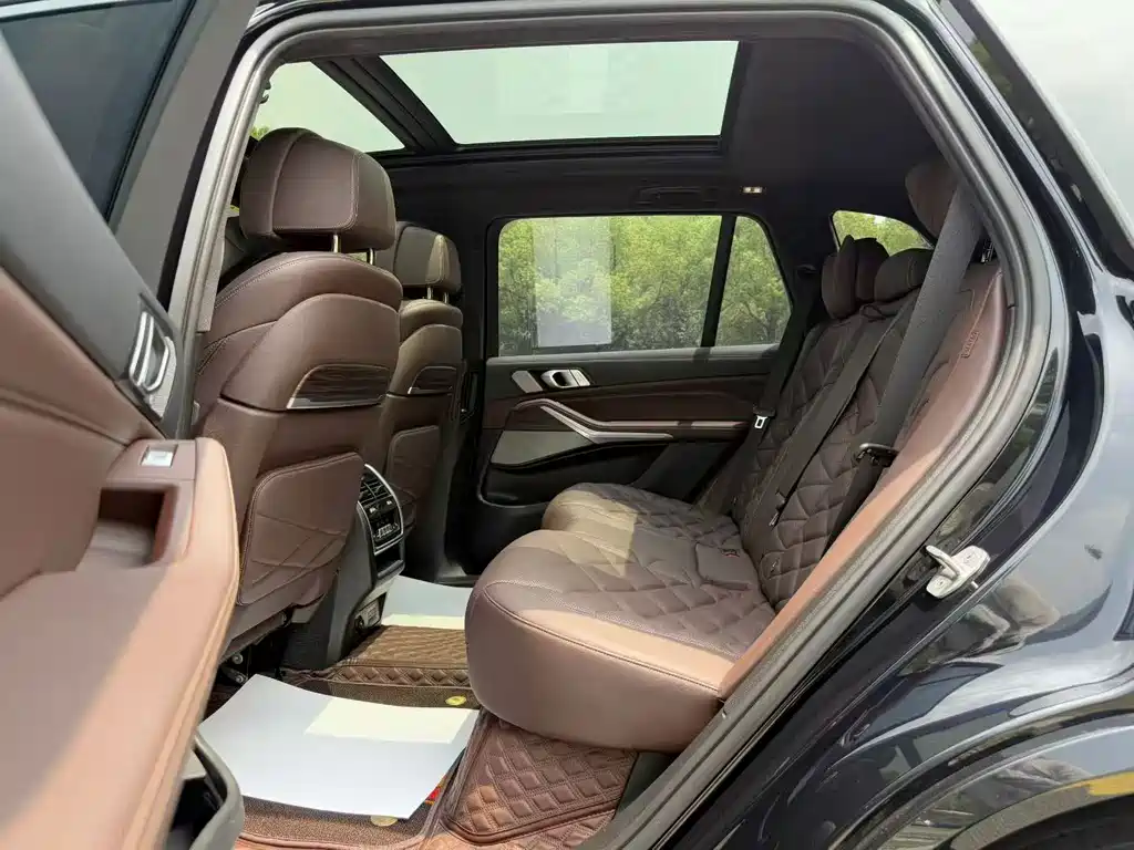 BMW X5 — миниатюра 7