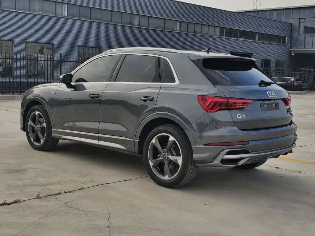 Audi Q3 — миниатюра 5