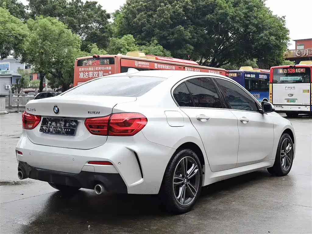 BMW 1 Series 1 2022 120i M Sport