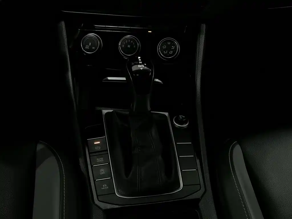 Volkswagen Sagitar — миниатюра 13