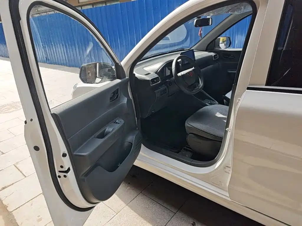 Wuling Hongguang EV — миниатюра 12