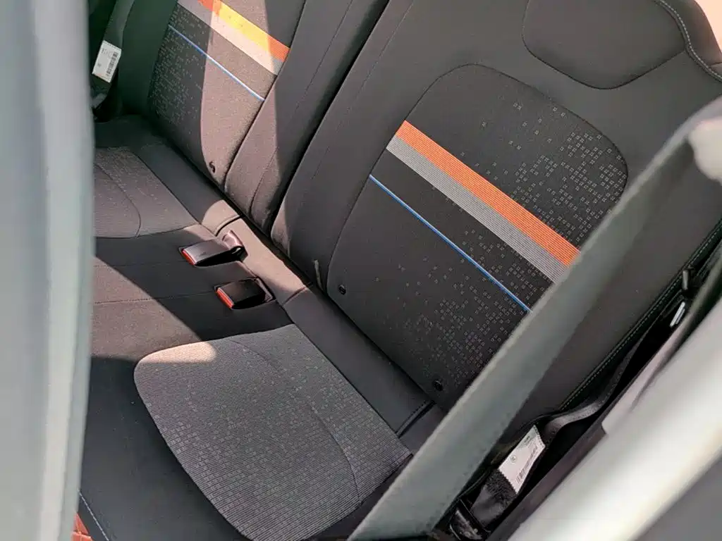 Wuling MINIEV — миниатюра 17