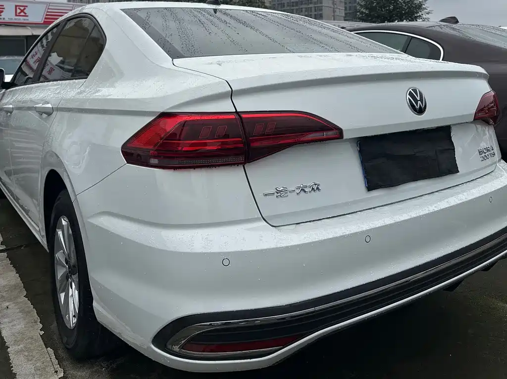 Volkswagen Bora — миниатюра 7