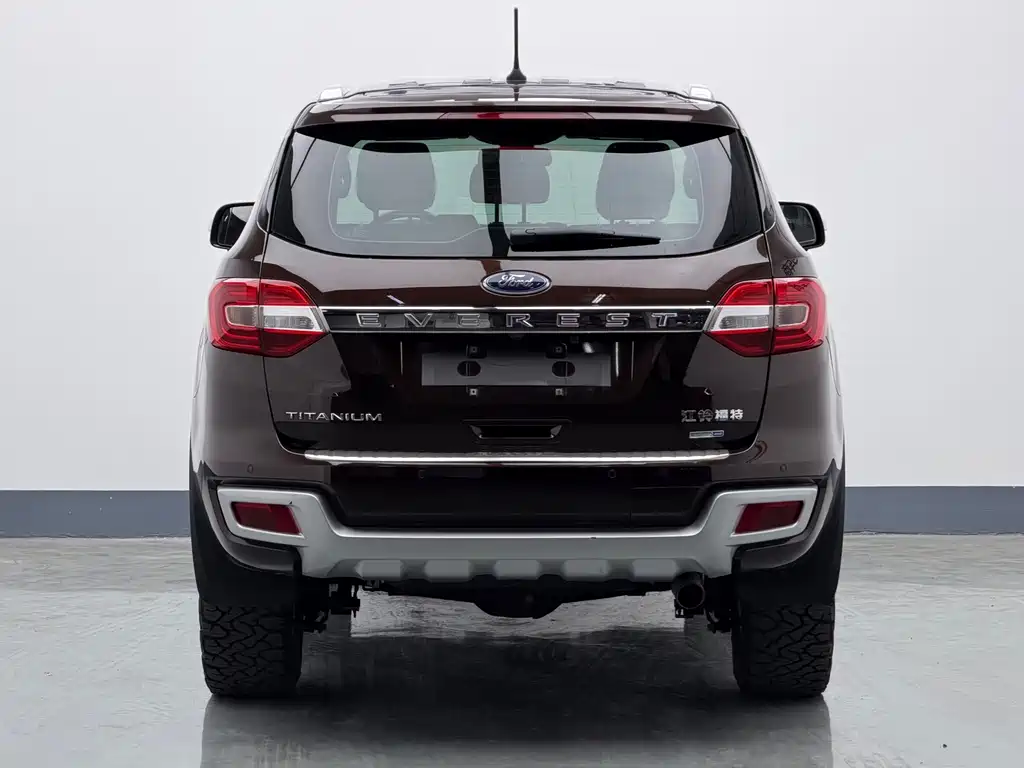 Ford Everest — миниатюра 5