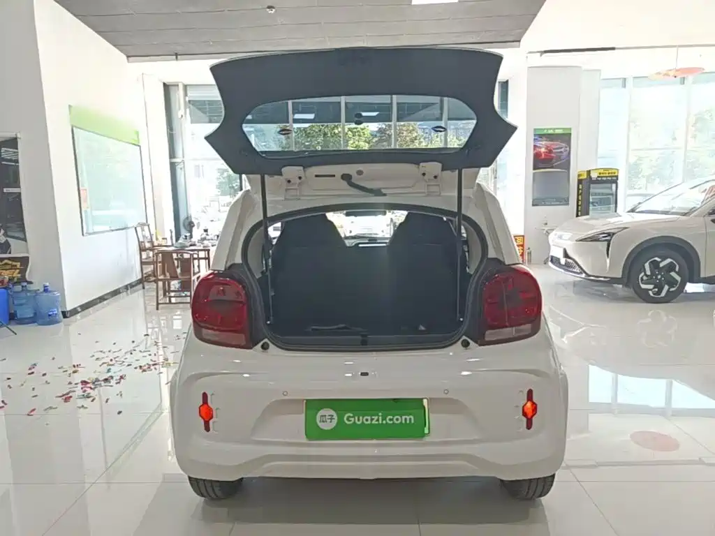 Roewe Clever — миниатюра 19