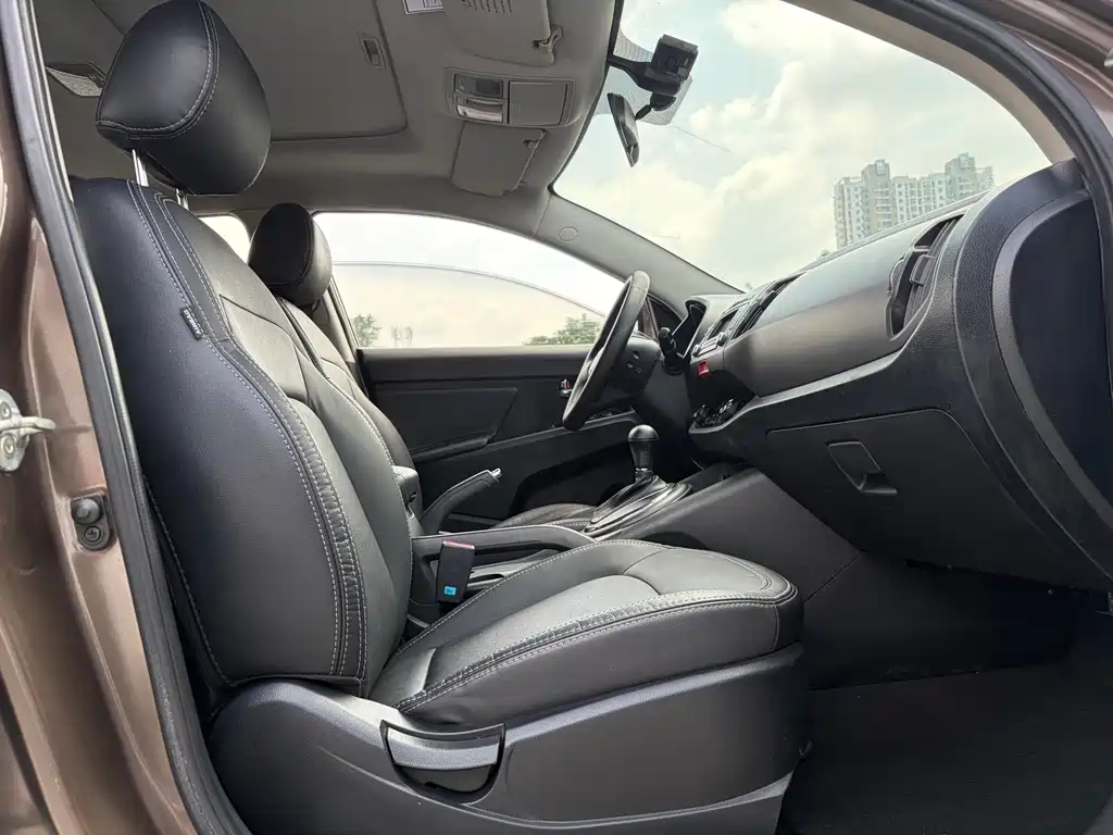 Kia Sportage — миниатюра 14