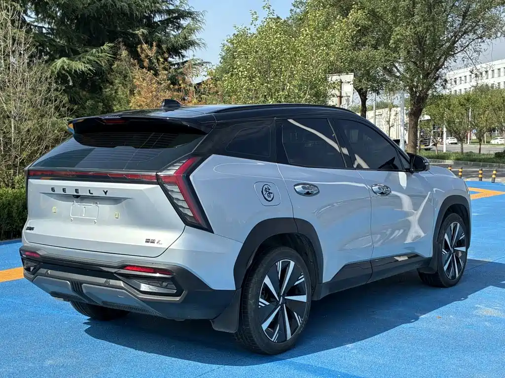 Geely Boyue L — миниатюра 9