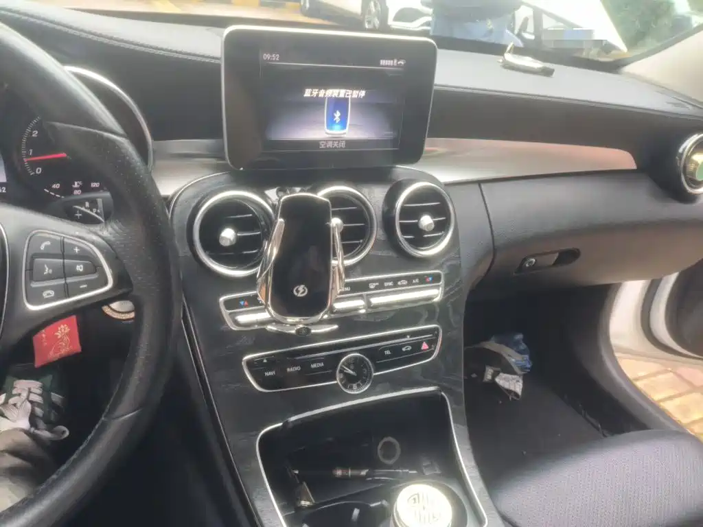 Mercedes-Benz C-Class — миниатюра 9