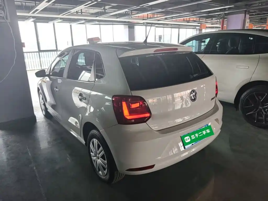Volkswagen Polo — миниатюра 5