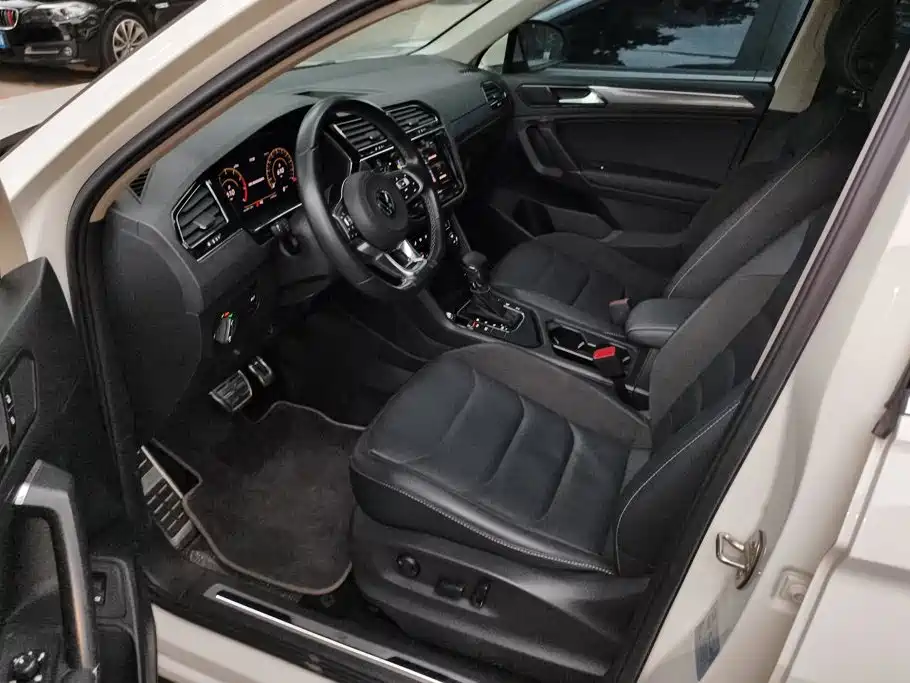 Volkswagen Tiguan L — миниатюра 9