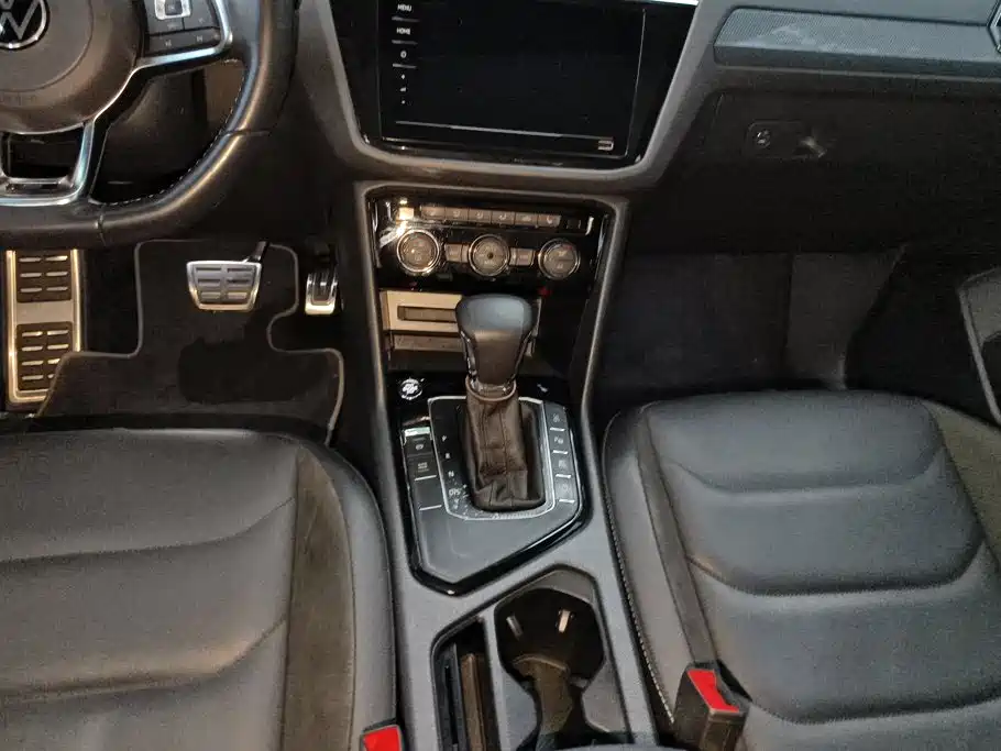 Volkswagen Tiguan L — миниатюра 16