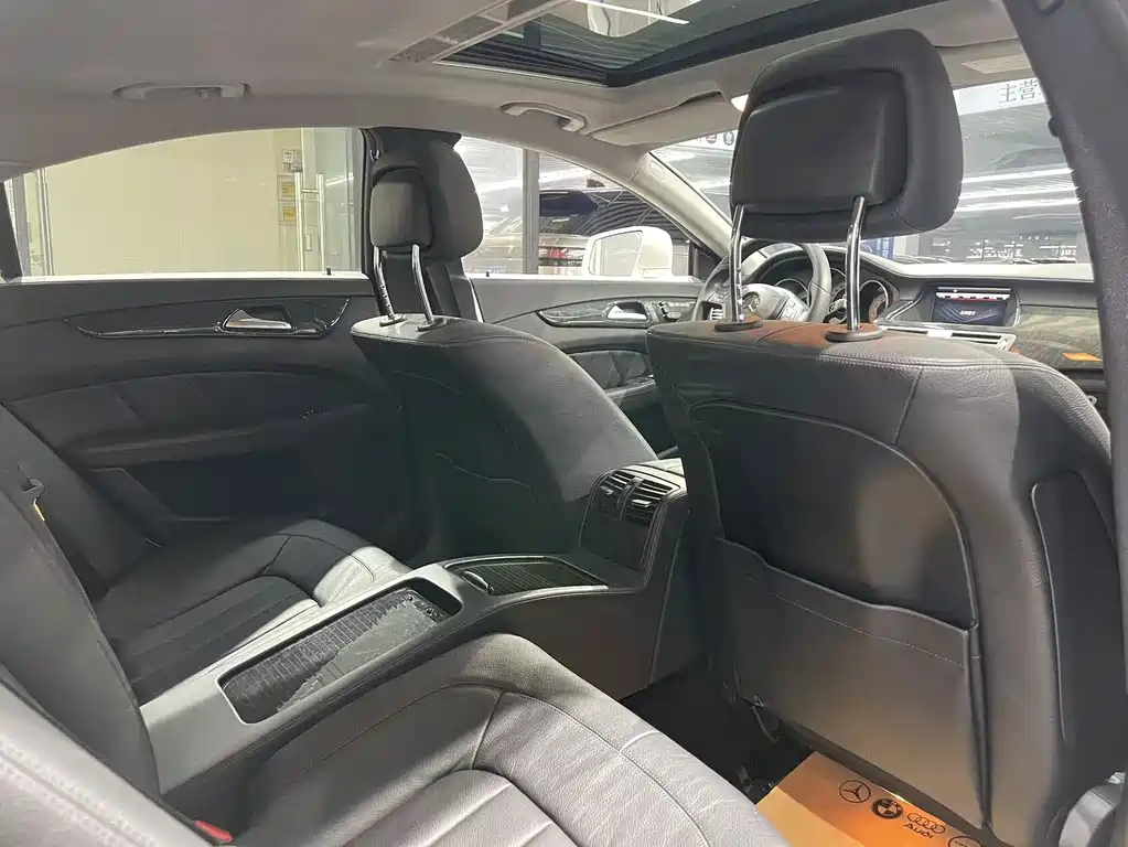 Mercedes-Benz CLS — миниатюра 15