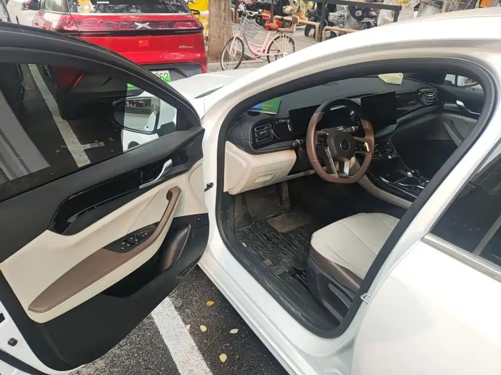 BYD Qin PLUS — миниатюра 17