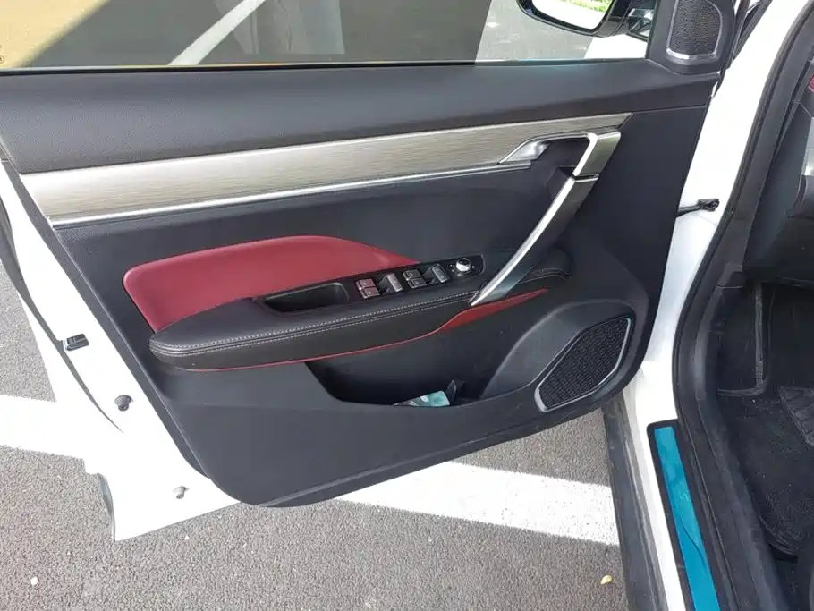 Geely Binyue — миниатюра 7