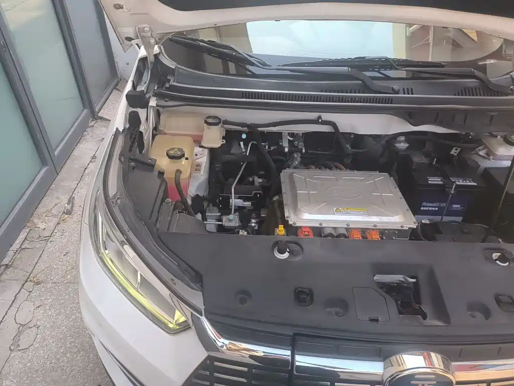 BYD Yuan EV — миниатюра 20