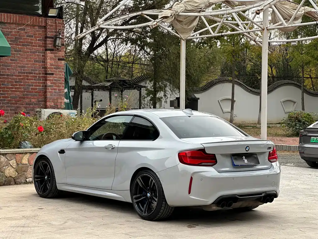 BMW M2 — миниатюра 4