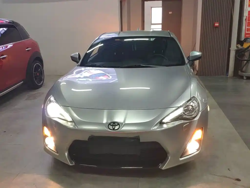 Toyota 86 — миниатюра 3