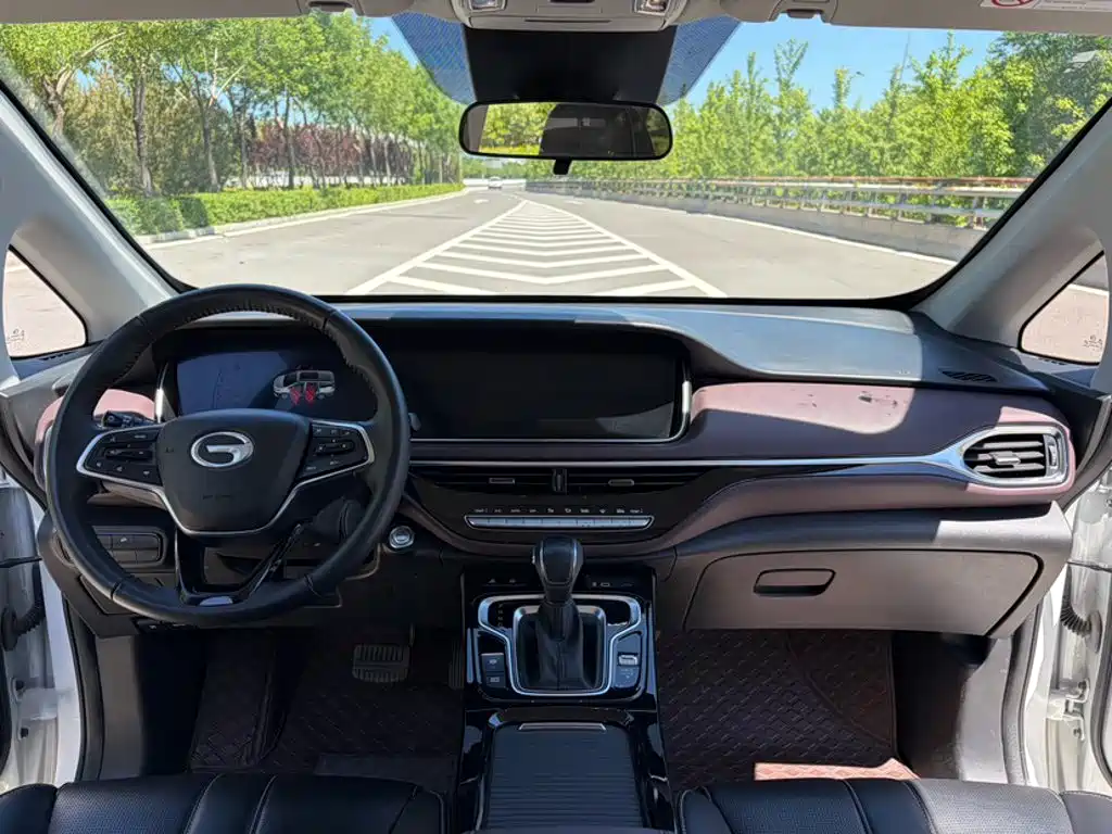 GAC Motor Trumpchi M6 — миниатюра 9