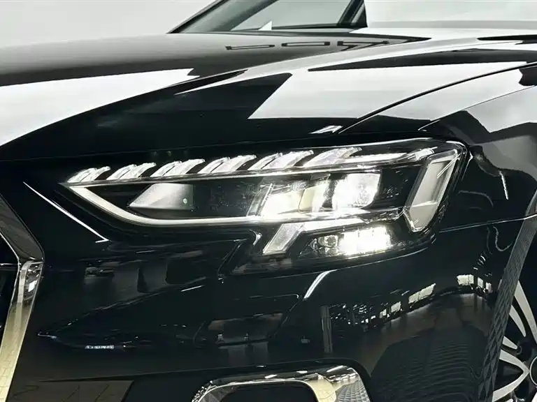 Audi A8 id 4515347 из Китая 15