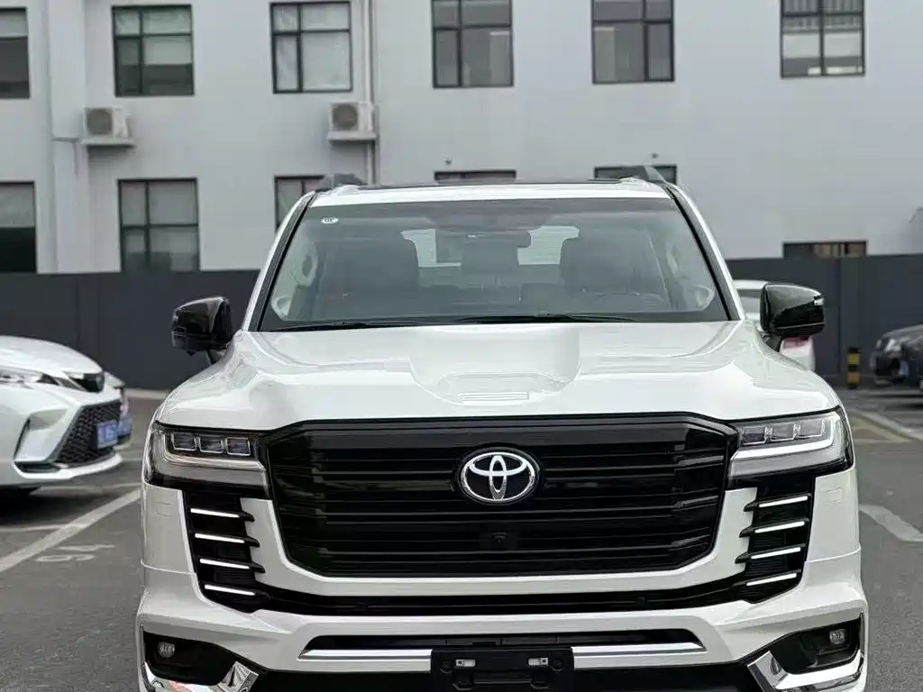 Toyota Land Cruiser — миниатюра 2