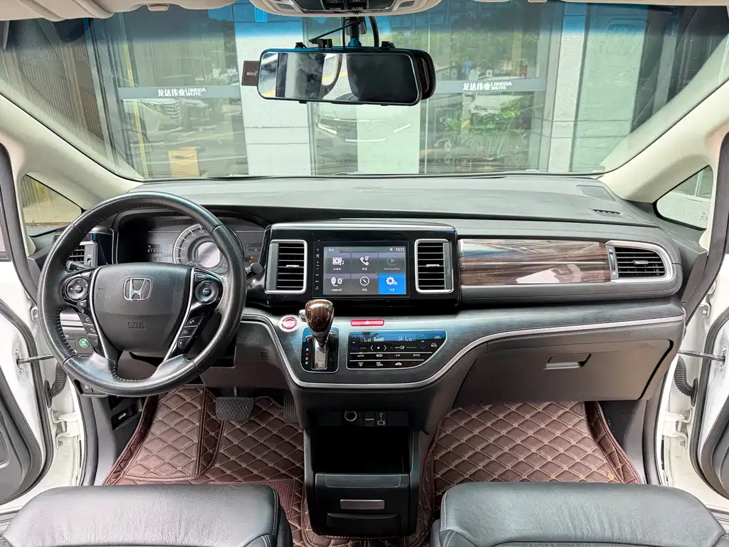 Honda Elysion — миниатюра 9