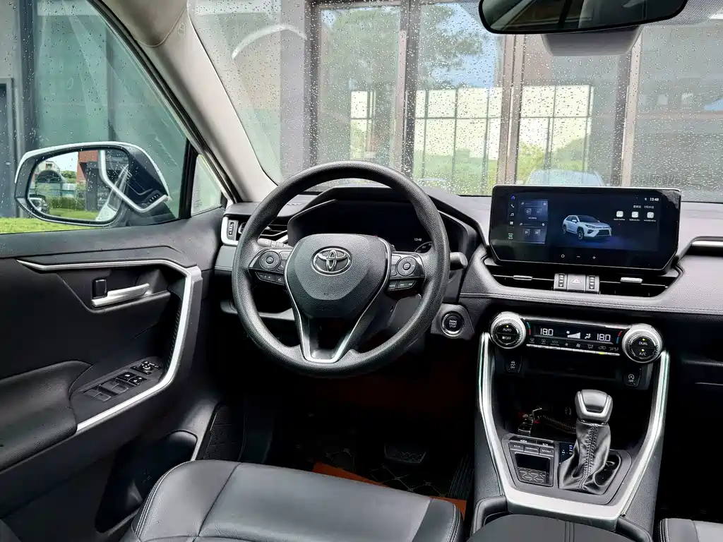 Toyota Wildlander — миниатюра 7