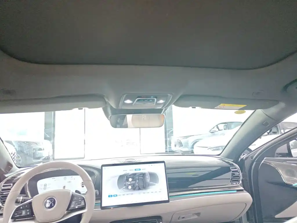 BYD Han — миниатюра 18