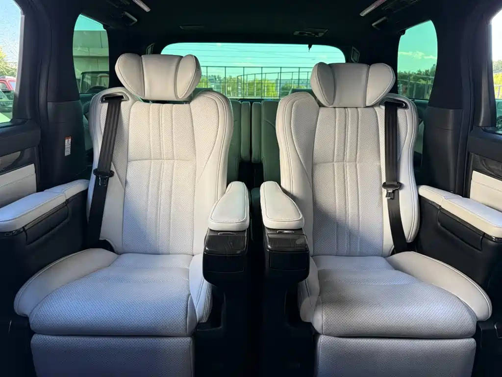 Toyota Vellfire — миниатюра 40