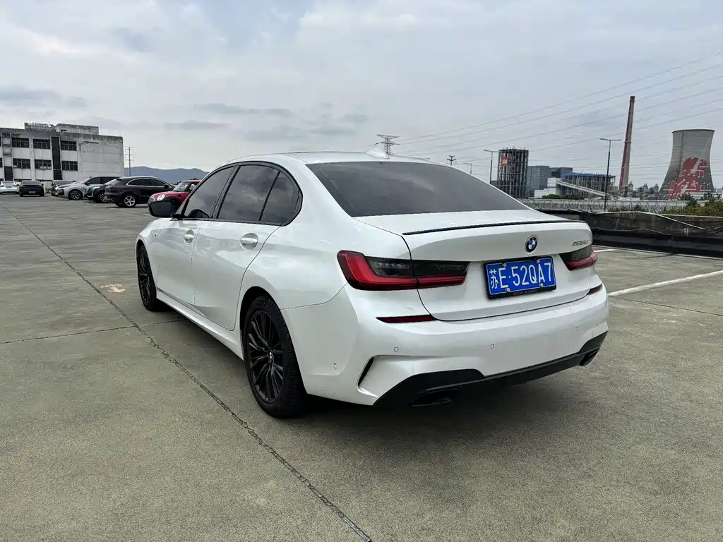 BMW 3 Series — миниатюра 7