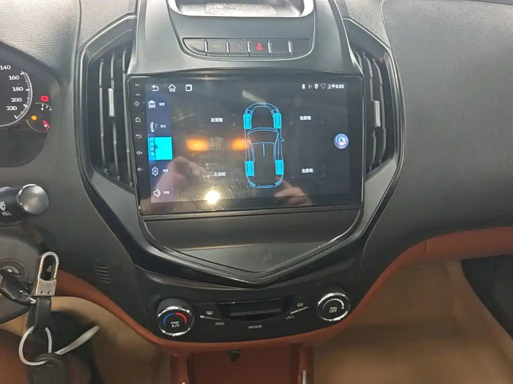 Geely King Kong — миниатюра 13