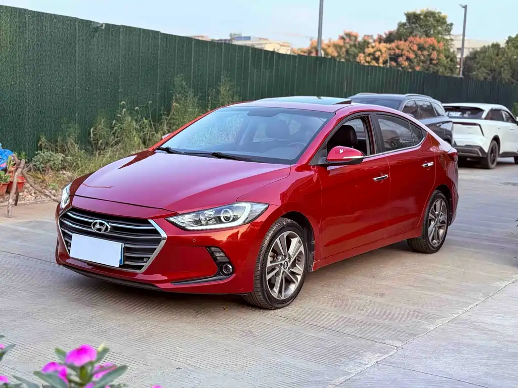 Hyundai Elantra